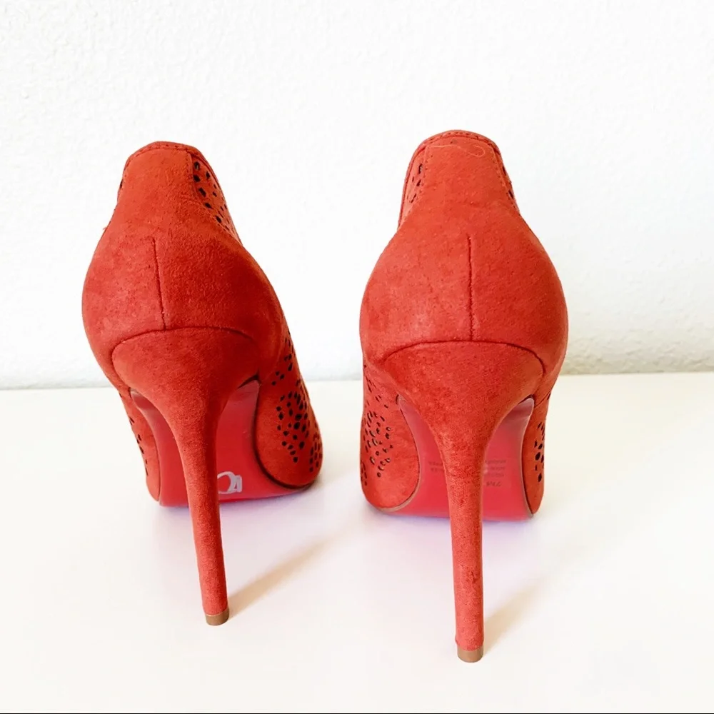 Cape Robbin Priscilla Perforated Red Heels Size 7.5